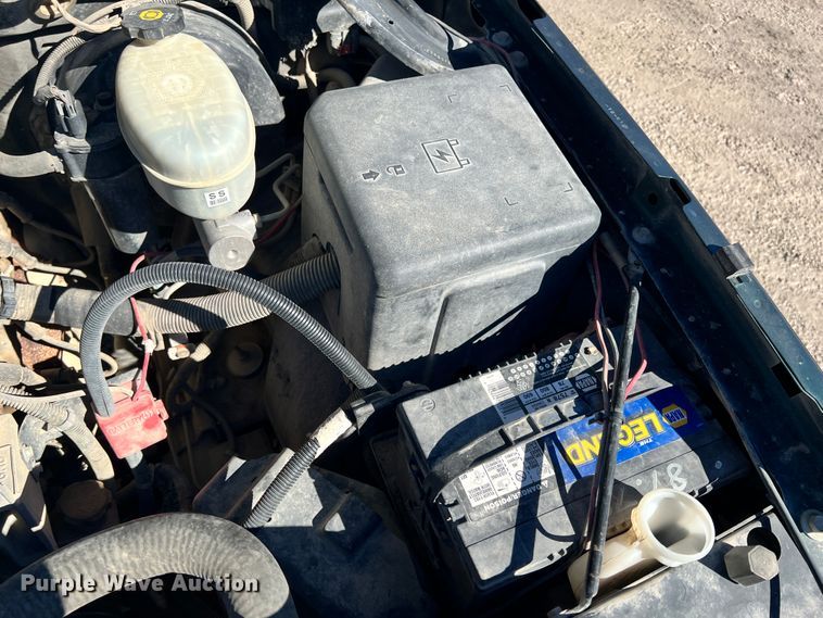 image for item ID9702 2004 Chevrolet Silverado 1500  pickup truck