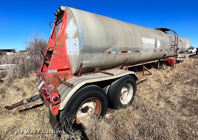 image for item ID9704 1967 Moser  tank trailer