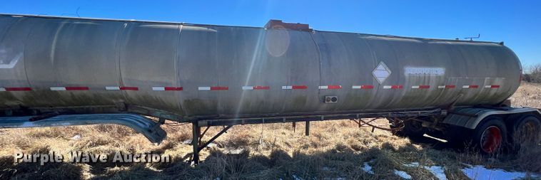 image for item ID9704 1967 Moser  tank trailer