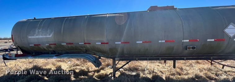 image for item ID9704 1967 Moser  tank trailer