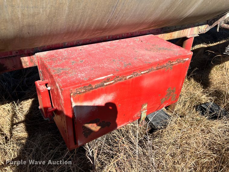 image for item ID9704 1967 Moser  tank trailer