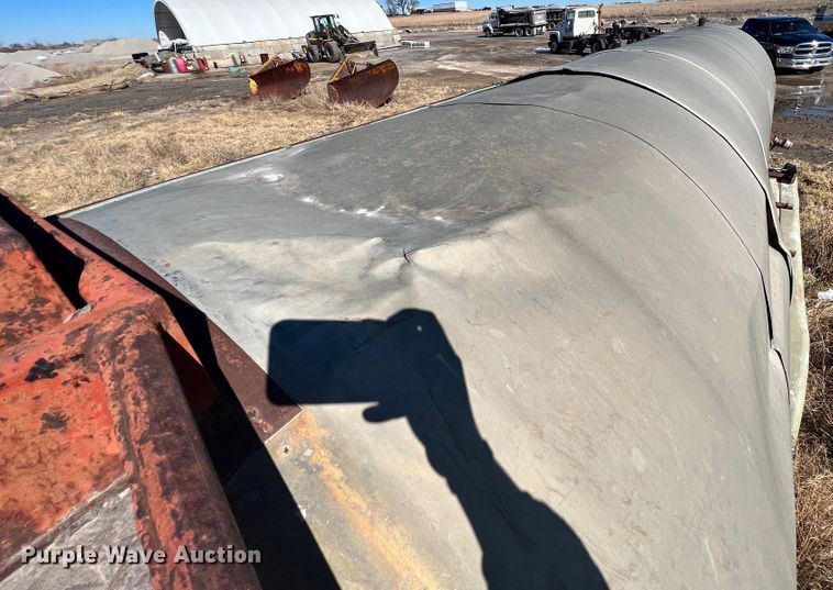 image for item ID9704 1967 Moser  tank trailer