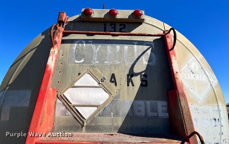 image for item ID9704 1967 Moser  tank trailer