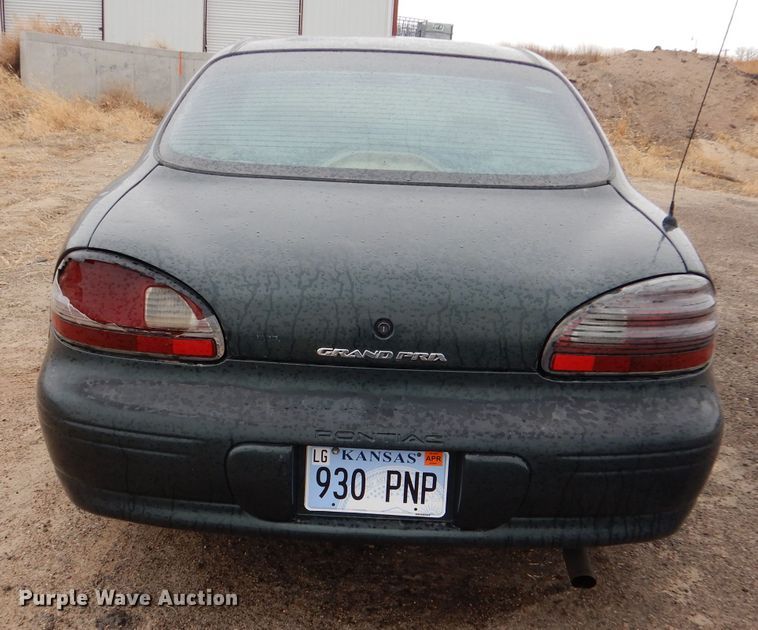 image for item IE9552 1998 Pontiac Grand Prix SE