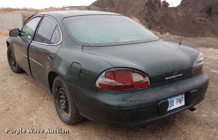 image for item IE9552 1998 Pontiac Grand Prix SE