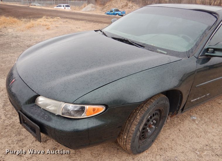 image for item IE9552 1998 Pontiac Grand Prix SE