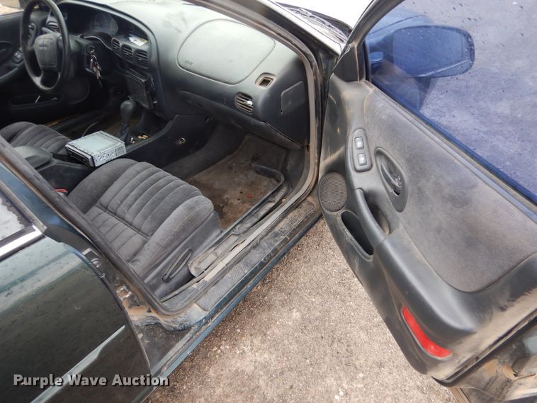 image for item IE9552 1998 Pontiac Grand Prix SE