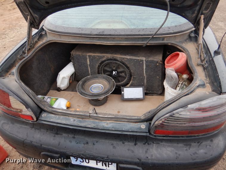 image for item IE9552 1998 Pontiac Grand Prix SE