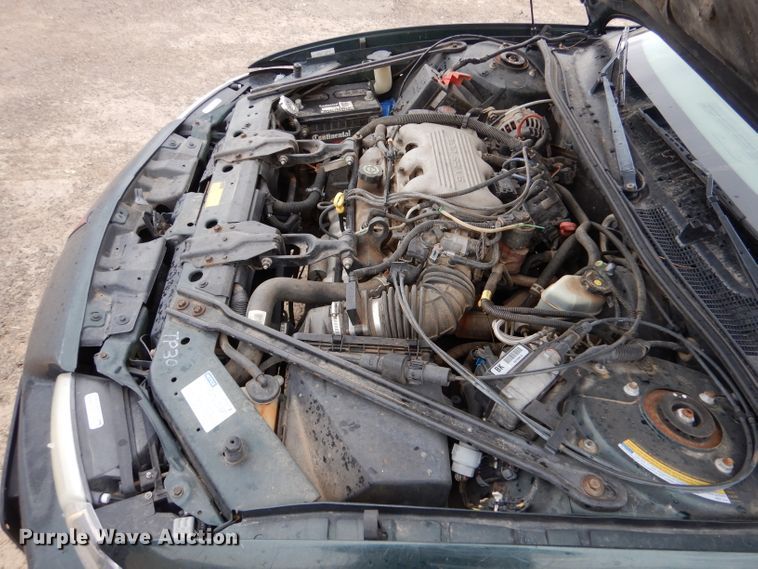 image for item IE9552 1998 Pontiac Grand Prix SE