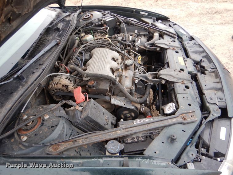 image for item IE9552 1998 Pontiac Grand Prix SE