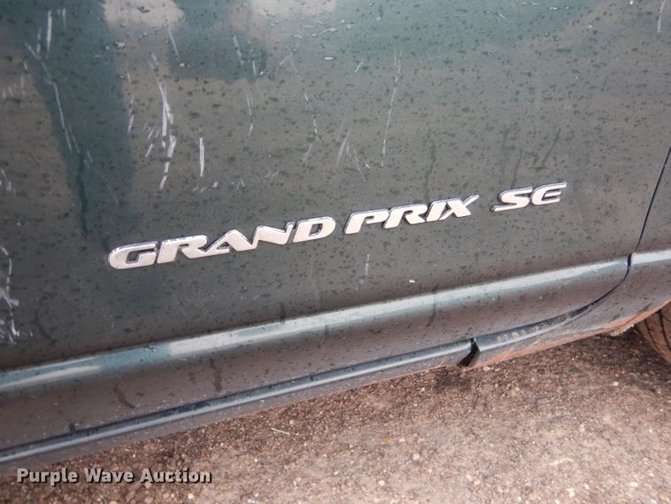 image for item IE9552 1998 Pontiac Grand Prix SE