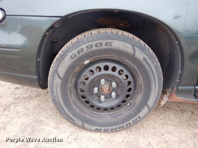 image for item IE9552 1998 Pontiac Grand Prix SE