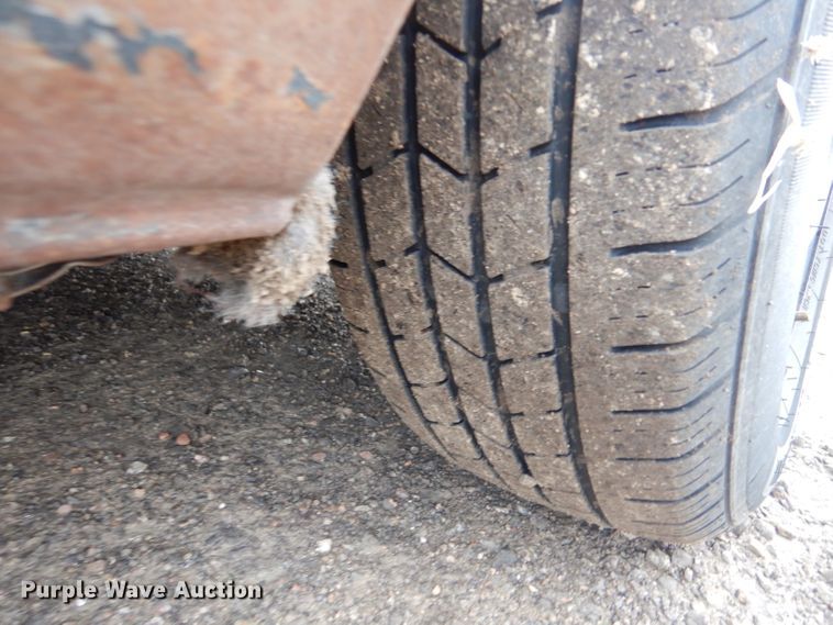 image for item IE9552 1998 Pontiac Grand Prix SE