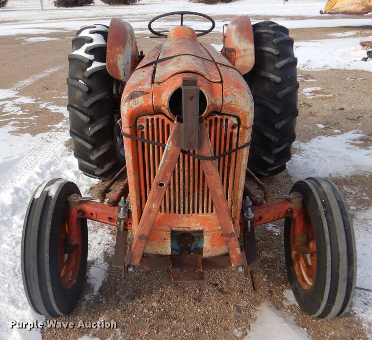 image for item IE9583 1957 Ford 850  tractor