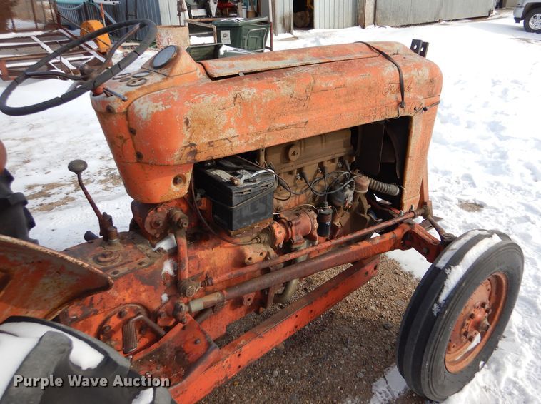 image for item IE9583 1957 Ford 850  tractor