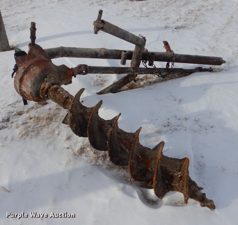 image for item IE9583 1957 Ford 850  tractor