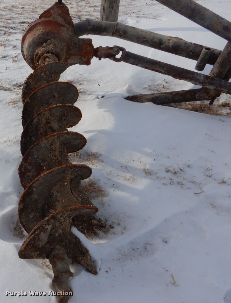 image for item IE9583 1957 Ford 850  tractor