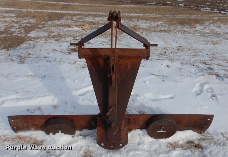 image for item IE9583 1957 Ford 850  tractor