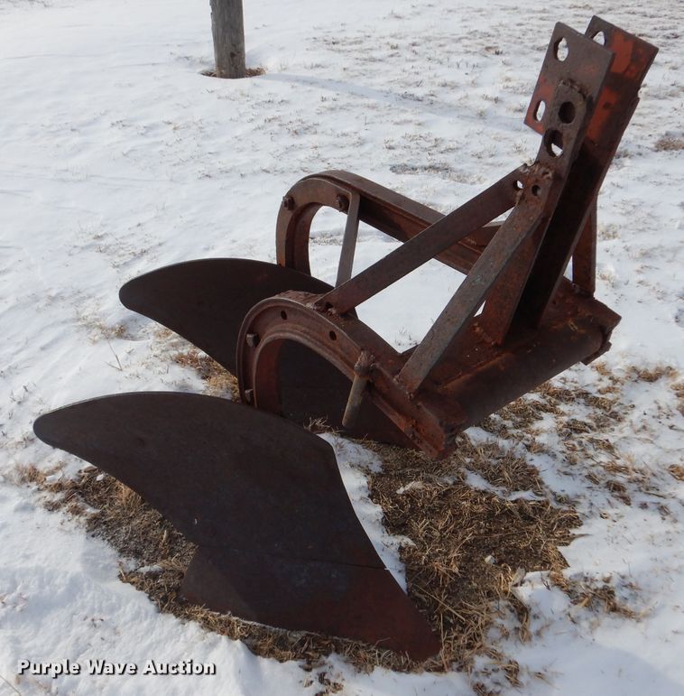 image for item IE9583 1957 Ford 850  tractor