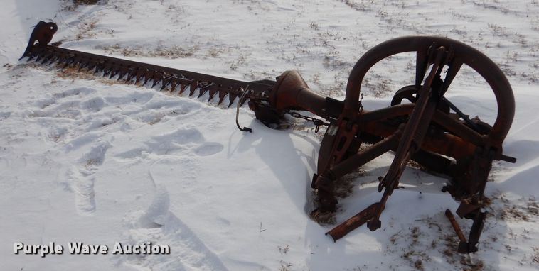 image for item IE9583 1957 Ford 850  tractor