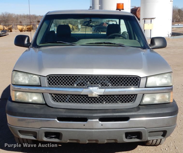 image for item IE9622 2005 Chevrolet Silverado 1500  pickup truck