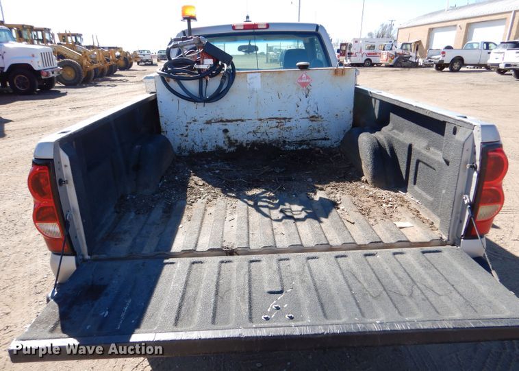 image for item IE9622 2005 Chevrolet Silverado 1500  pickup truck