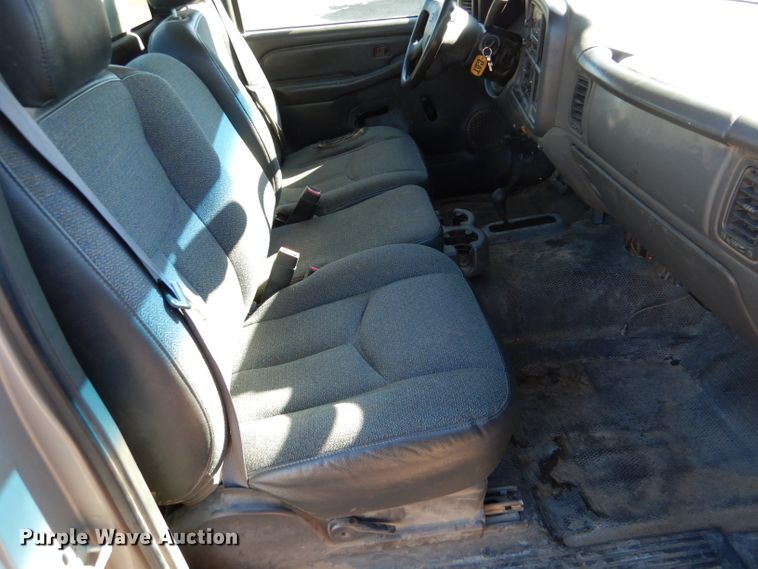 image for item IE9622 2005 Chevrolet Silverado 1500  pickup truck