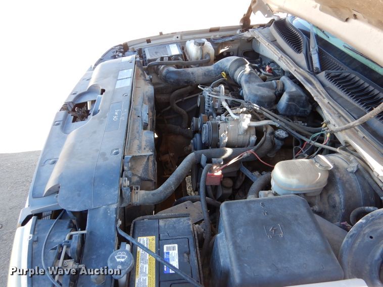 image for item IE9622 2005 Chevrolet Silverado 1500  pickup truck