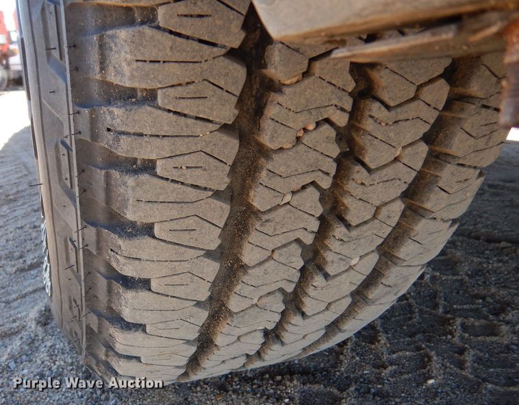 image for item IE9622 2005 Chevrolet Silverado 1500  pickup truck