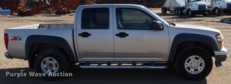image for item IE9624 2005 Chevrolet Colorado LS  Crew Cab pickup truck