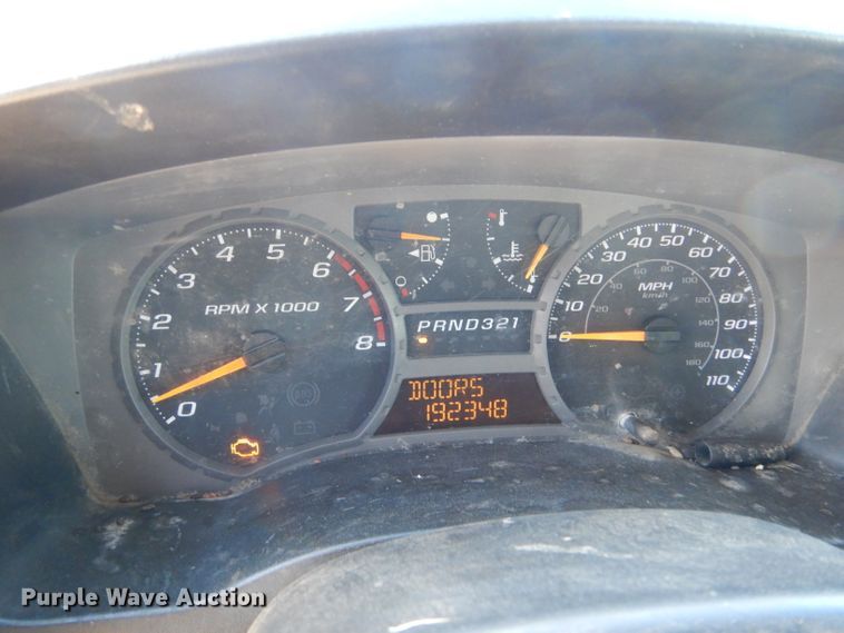 image for item IE9624 2005 Chevrolet Colorado LS  Crew Cab pickup truck