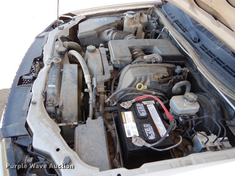 image for item IE9624 2005 Chevrolet Colorado LS  Crew Cab pickup truck