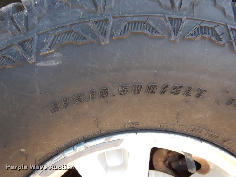 image for item IE9624 2005 Chevrolet Colorado LS  Crew Cab pickup truck