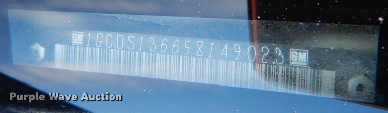 image for item IE9624 2005 Chevrolet Colorado LS  Crew Cab pickup truck