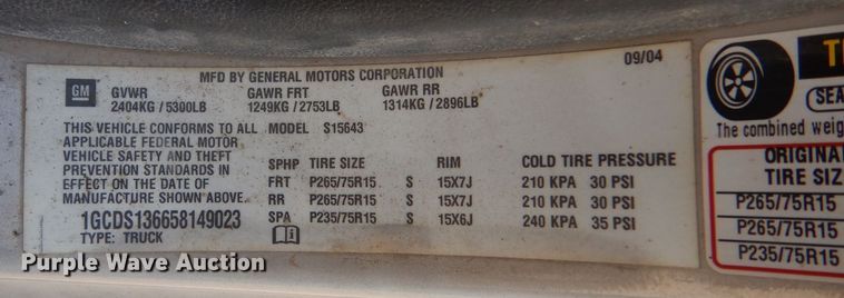 image for item IE9624 2005 Chevrolet Colorado LS  Crew Cab pickup truck