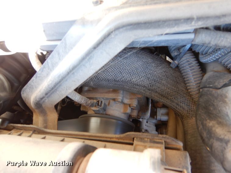 image for item IE9627 2002 Ford E450 Super Duty  ambulance