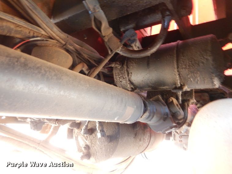 image for item IE9628 1999 International 4900  dump truck