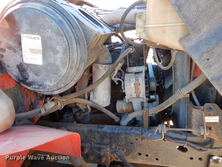 image for item IE9628 1999 International 4900  dump truck