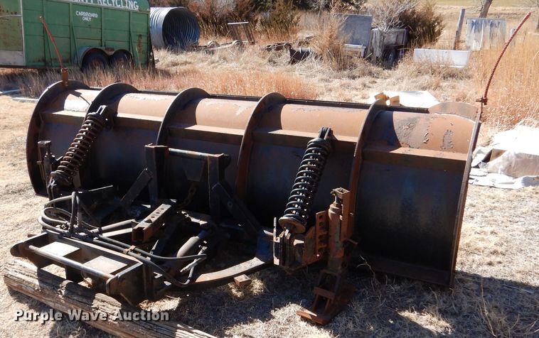 image for item IE9628 1999 International 4900  dump truck