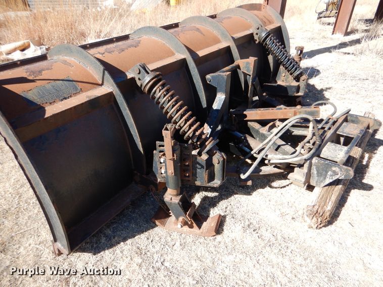 image for item IE9628 1999 International 4900  dump truck