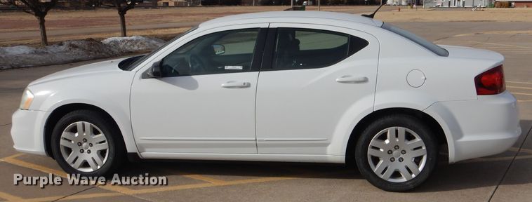 image for item IE9645 2011 Dodge Avenger