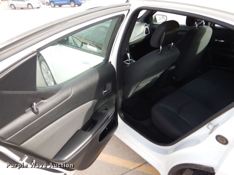 image for item IE9645 2011 Dodge Avenger