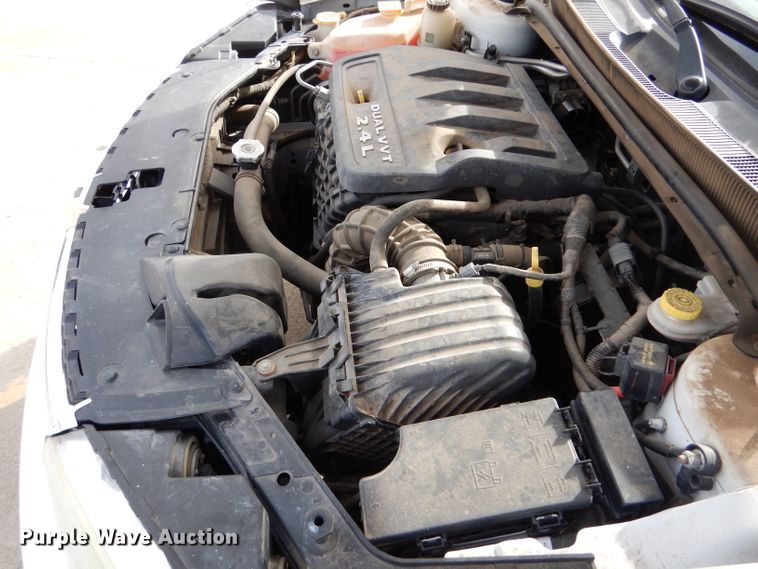 image for item IE9645 2011 Dodge Avenger