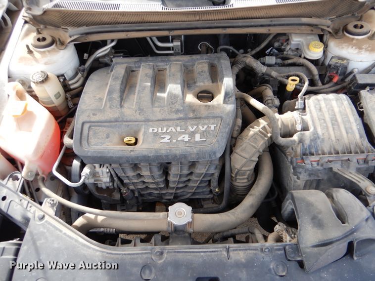 image for item IE9645 2011 Dodge Avenger