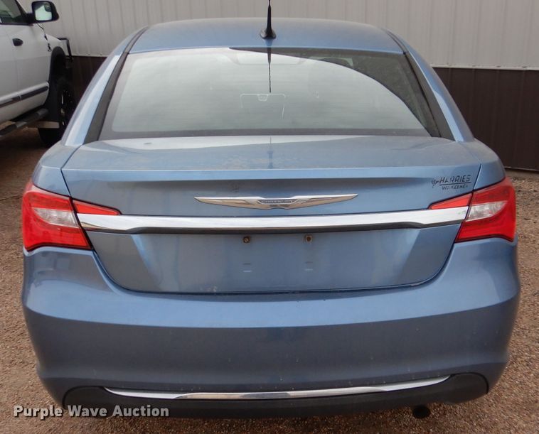 image for item IE9646 2011 Chrysler 200