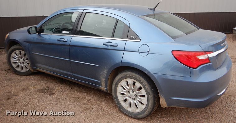 image for item IE9646 2011 Chrysler 200
