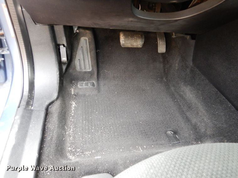 image for item IE9646 2011 Chrysler 200