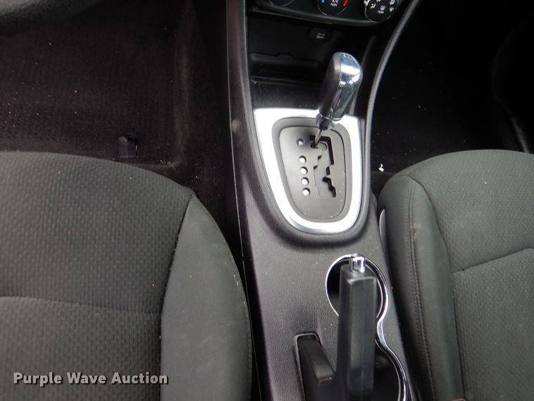 image for item IE9646 2011 Chrysler 200