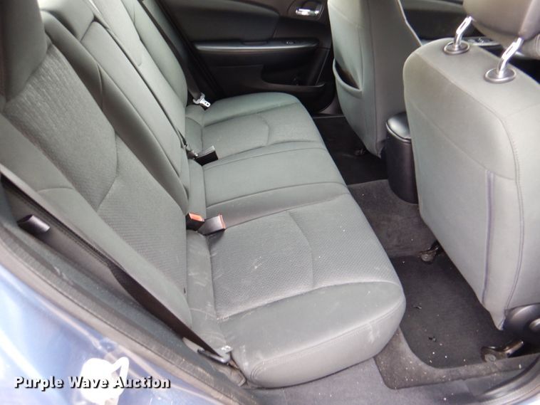 image for item IE9646 2011 Chrysler 200