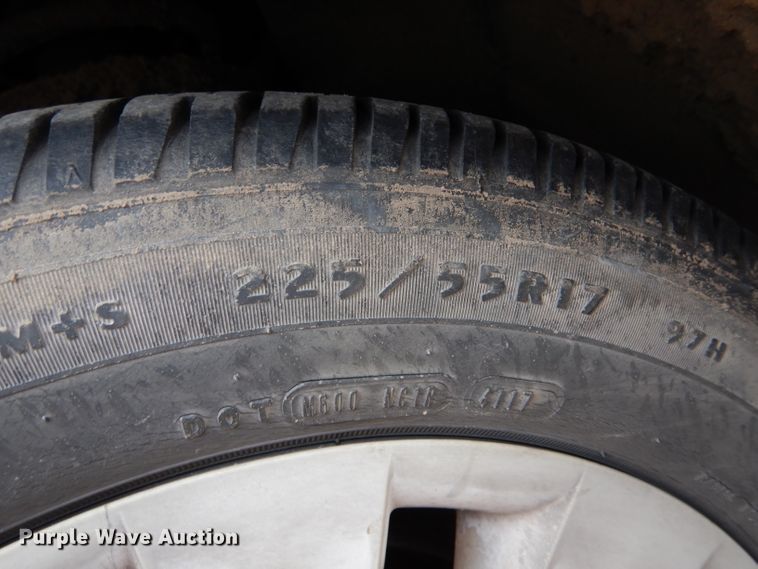 image for item IE9646 2011 Chrysler 200